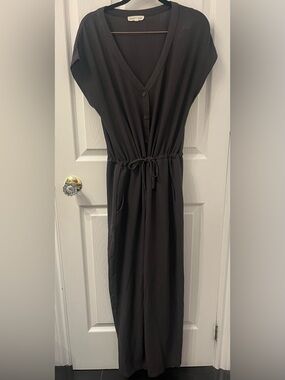 Grade & Gather Black V-Neck Drawstring Maxi Jumper
